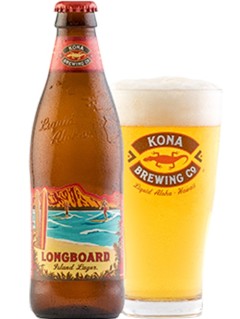 amerikanisches Bier aus Hawaii Kona Longboard in der 35,5 cl Bierflasche mit vollem Bierglas