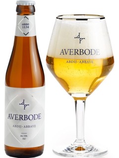 belgisches Bier Averbode Anno 1134 in der 33 cl Bierflasche mit gefülltem Bierglas