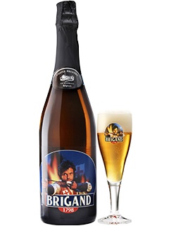 belgisches Bier Brigand in der 0,75 l Pfandflasche mit gefülltem Bierglas