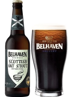 schottisches Bier Belhaven Scottish Oat Stout in der 33 cl Bierflasche mit vollem Bierglas