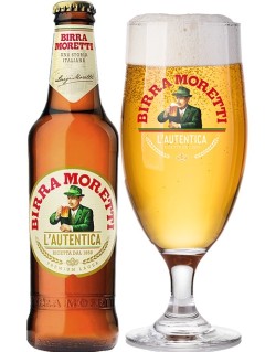 italienisches Bier Birra Moretti L'Autentica in der 0,33 l Bierflasche mit vollem Bierglas