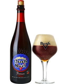 belgisches Bier Bush de Noel Premium in der 75 cl Bierflasche mit gefülltem Bierglas