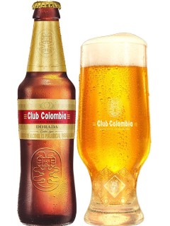 kolumbianisches Bier Club Colombia Dorada in der 0,33 l Bierflasche mit vollem Bierglas