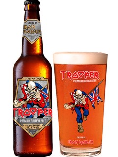 englisches Bier Iron Maiden Trooper Ale in der 33 cl Bierflasche mit vollem Bierglas
