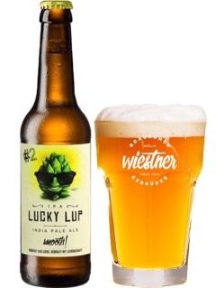 deutsches Bier Craft Beer Lucky Lup IPA in der 33 cl Bierflasche mit vollem Bierglas