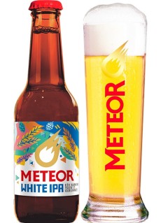 französisches Bier Meteor White IPA in der 0,25 l Bierflasche mit vollem Bierglas