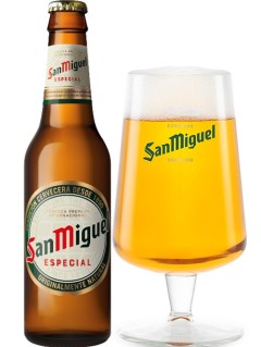 spanisches Bier San Miguel Especial in der 0,33 l Bierflasche mit vollem Bierglas