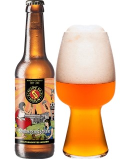 deutsches Bier Schoppe Bräu Sommermärchen in der 33 cl Bierflasche mit gefülltem Bierglas